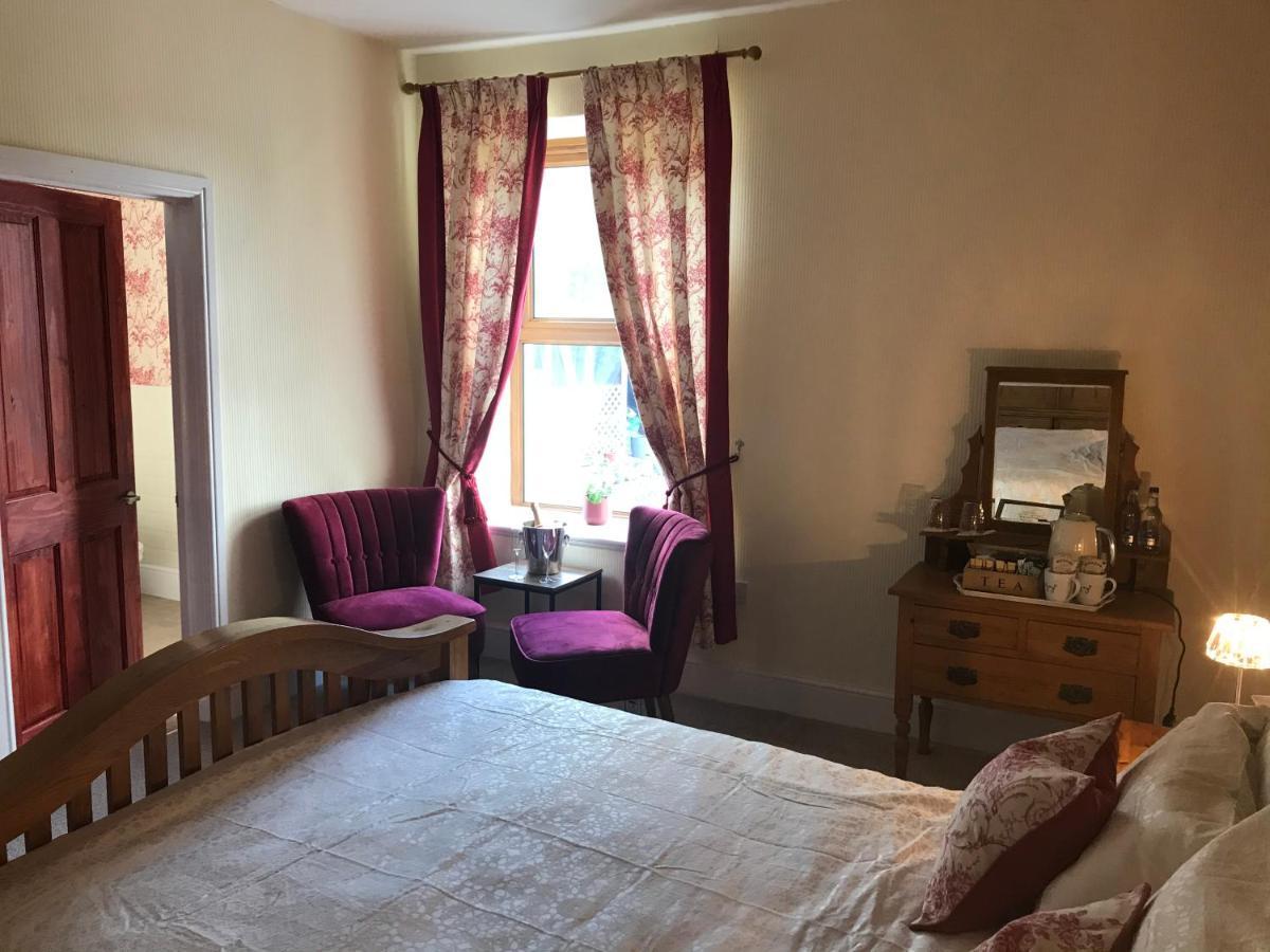 Y Llew Coch Bed & Breakfast Conwy Exterior photo